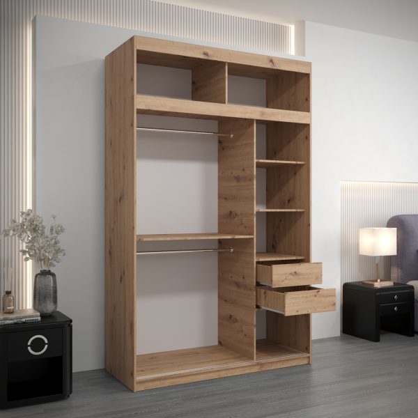 Kledingkast met bovenkast Het interieur van de kledingkast