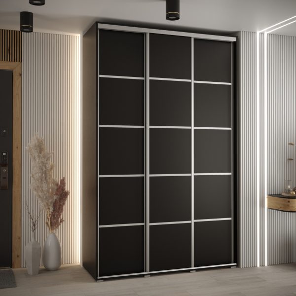 Szafa CANNES 4- 150 szerokość 45 cm. Korpus czarny , front czarny listwa srebrna