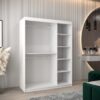 Kastinterieur 150. Het heeft planken, tralies. De kledingkast is bijzonder ruim en functioneel.