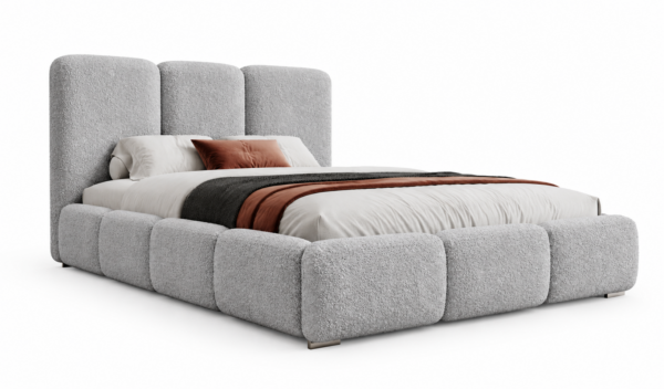 Lichtgrijs gestoffeerd bed MAFFO met hoog hoofdbord – Abriamo 05